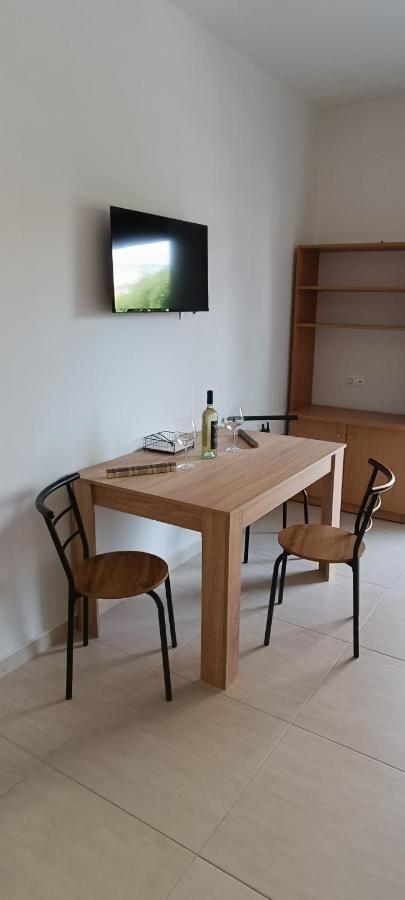 North Bay Apartments Rhodes City エクステリア 写真